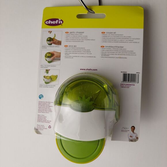 chef'n GarlicZoom XL Garlic Chopper Green Chops Fresh Garlic Fast Kitchen Tool - Picture 2 of 4